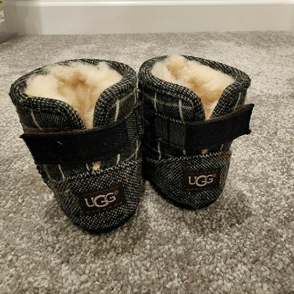 UGG Infant Booties - Picture 5 of 8